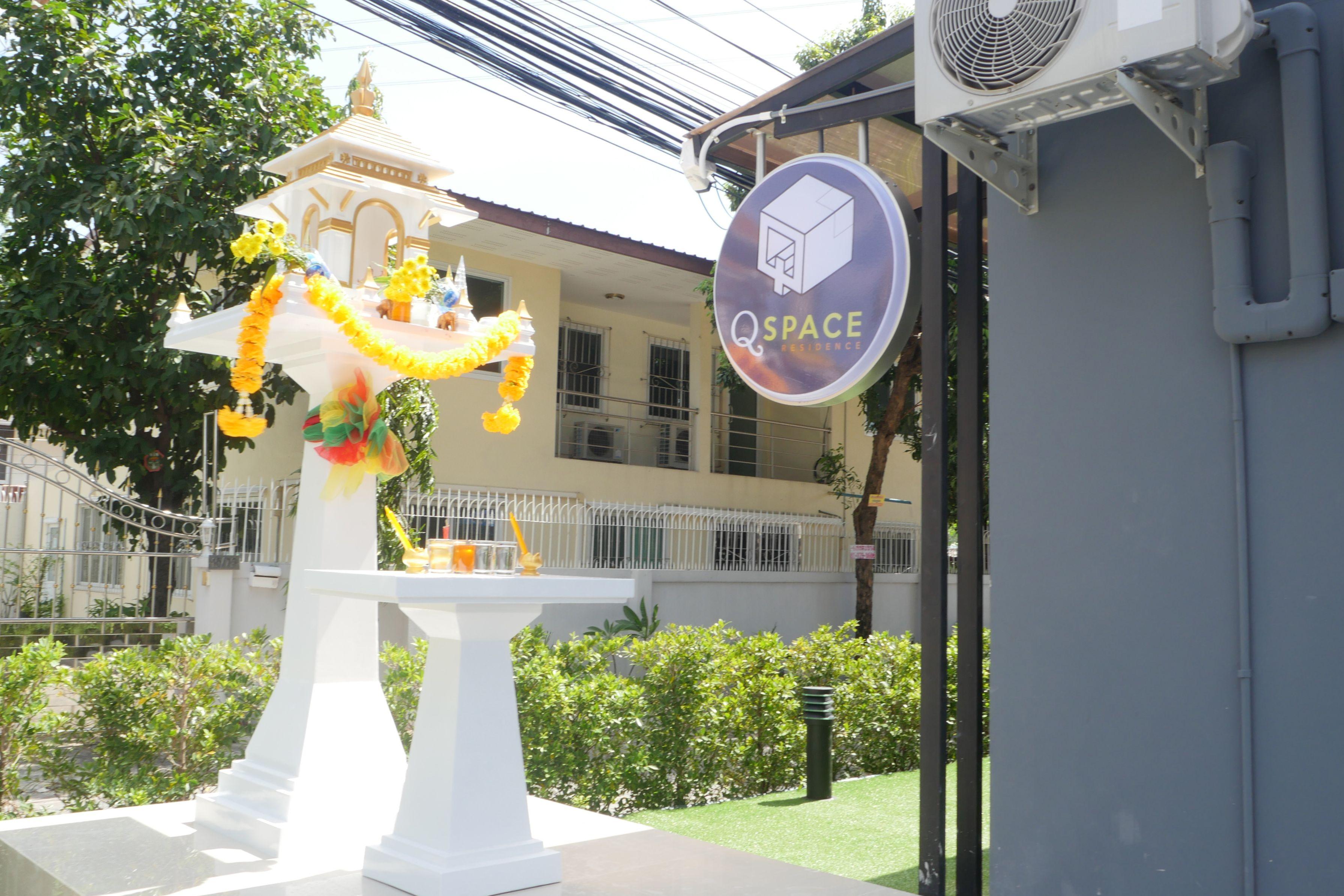 Q Space Residence Bangkok Exteriér fotografie